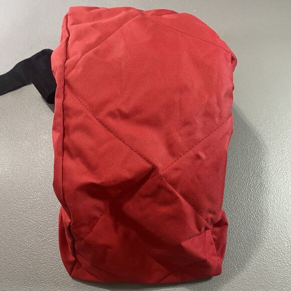 NWT OUTWARD HOUND Adjustable Sling Pet Carrier Crossbody Small Animal Red - Picture 11 of 12